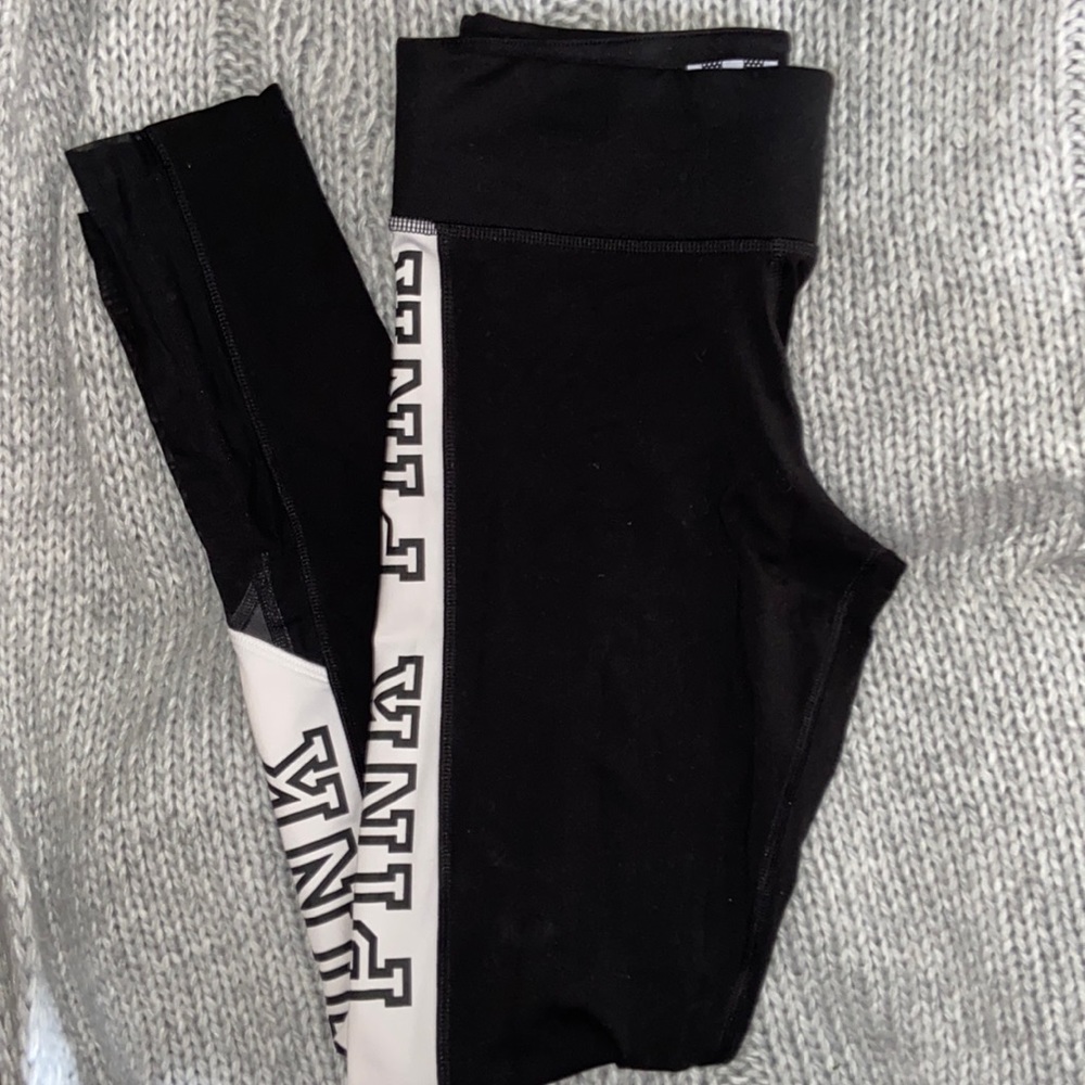 PINK Ultimate Black Legging